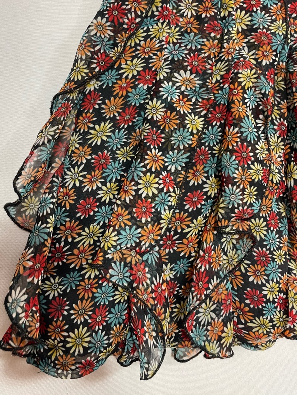 Wet Seal Floral SM Black Ditsy Ruffle Mini Skirt Feminine Y2K Mallcore Layers - Picture 5 of 12